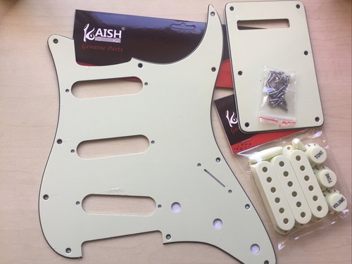 Pickguard trem pickup - pickguard, set