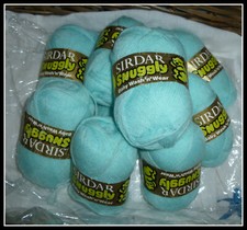 VINTAGE  SIRDAR SNUGGLY BABY