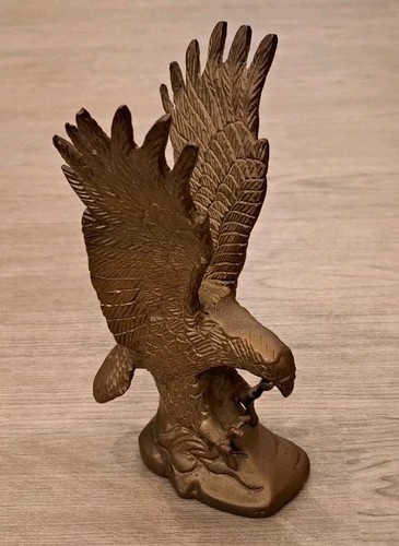 Vintage brass eagle statue - vintage, 7"