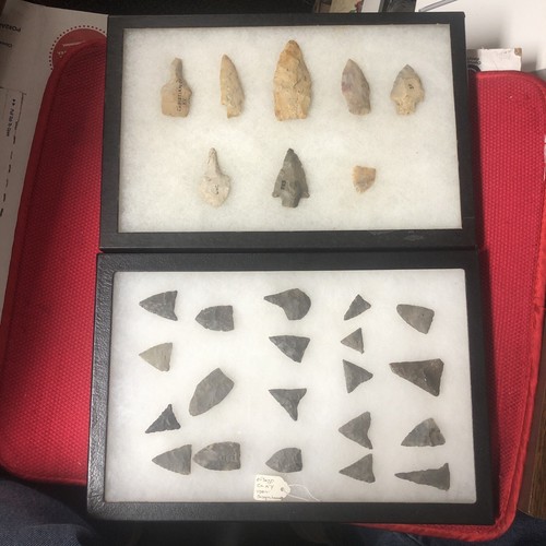 Lot arrowheads triangle - lot, arrowheads/triangle