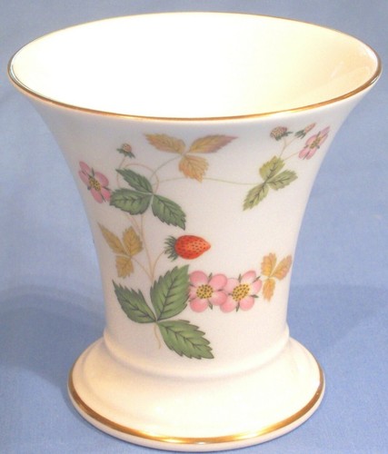 Wedgwood wild strawberry small - wedgwood,