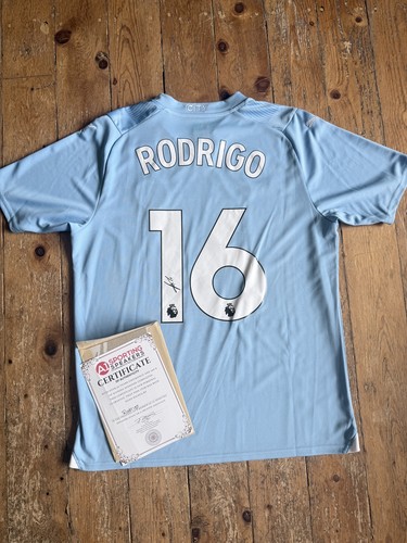 Rodri hand signed - rodri, manchester