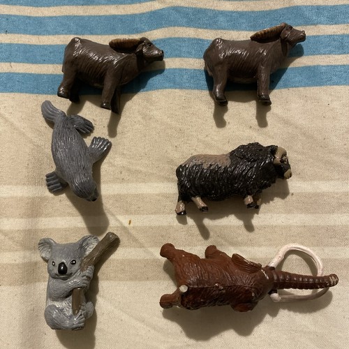 Job lot plastic animals - plastic,