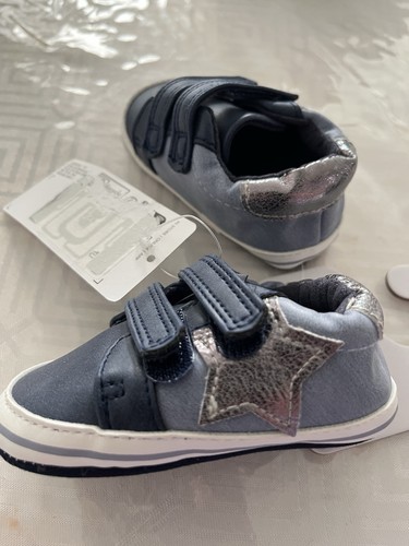 Baby booties size 6 - m&s, 6-12