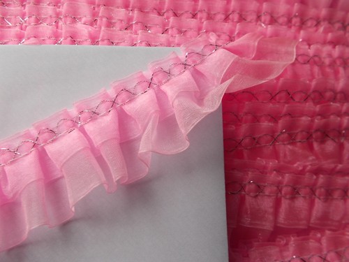 Double layered pleat gathered - layered,