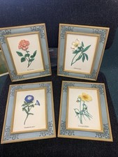 M&S 4 Hand Painted Flower Wall Plaques