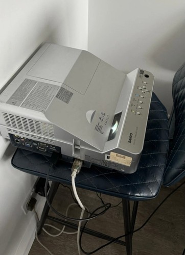 Sanyo pdg dwl2500 ultra - sanyo, pdg-dwl2500
