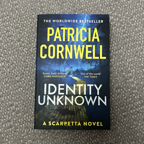 Patricia cornwell identity - cornwell,