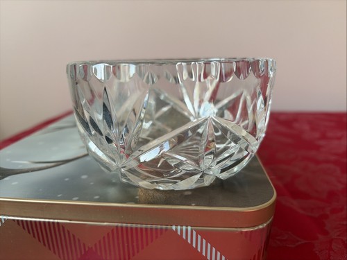 Beautiful small vintage lead - beautiful,