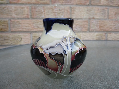 Moorcroft winter eventide - .,