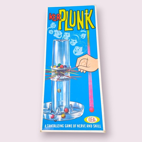 Vintage family game - family,