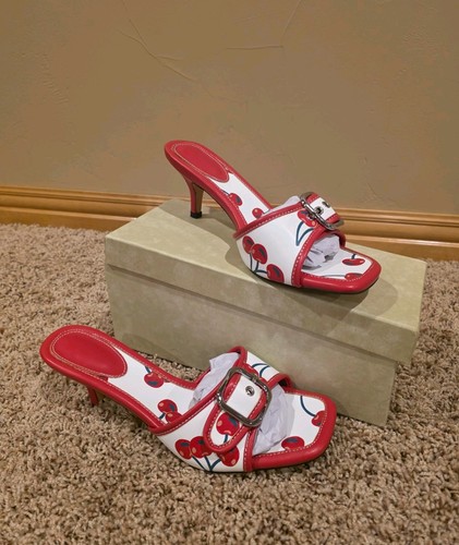 Nwt cherry kitten heel - nwt,