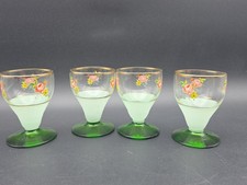 4x Lovely Green Glass Floral