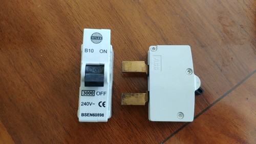 Wylex amp plug - amp, plug-in