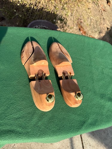 Cedar shoe trees - trees, wooden