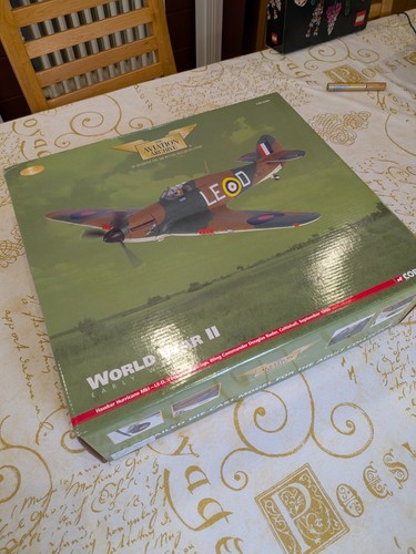 Corgi aviation hawker - 1:32,