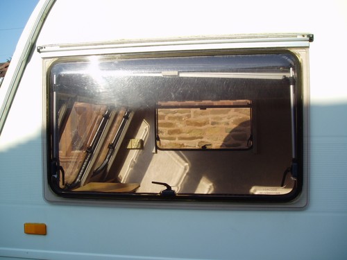 Caravan window 2cm - caravan, 97.2cm