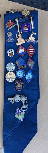 Vintage girl guides - badge, tab