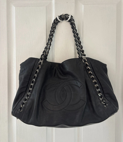 Authentic chanel modern chain - authentic,