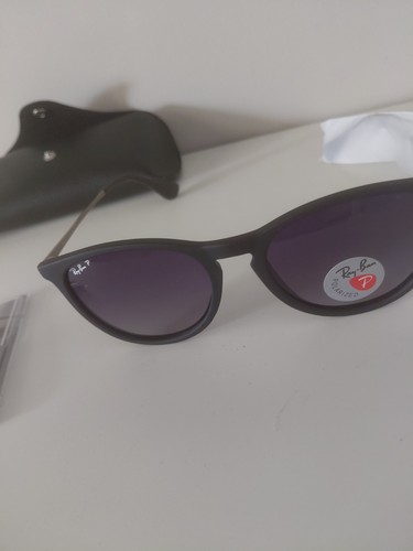 Ray bans brand new case - new, in