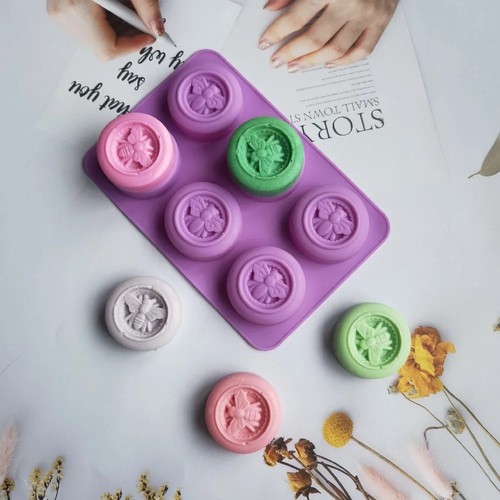 Silicone bee round soap - bee,