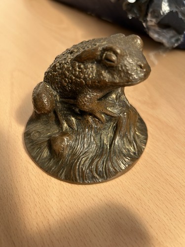 Bronze frog ornament - frog,