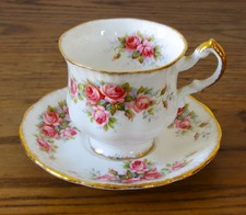 Paragon Elizabeth Rose Cup and
