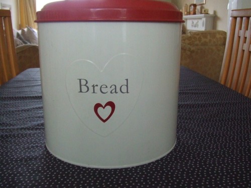 Classic retro metal bread - bread, bin