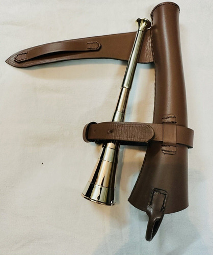 Fox hunting horn with white - hunting,