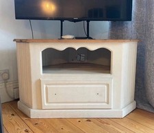 Corner Tv Unit