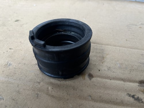Suzuki gsxr125 throttle bodies - suzuki,