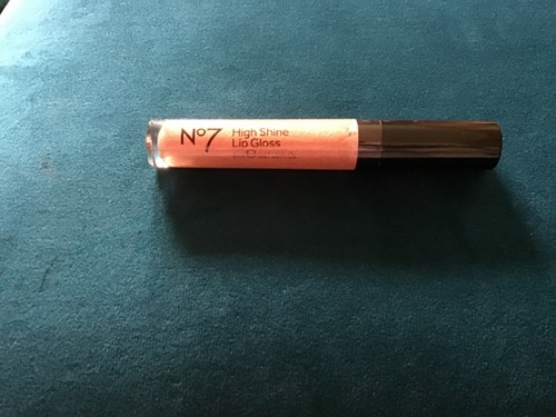 Boots high shine lip - no,