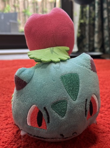 Pokémon bulbasaur plush - pokémon,