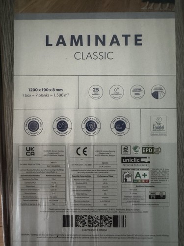 Oak laminate flooring - oak,