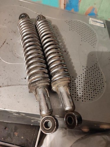 Rear shock absorbers - rear, –