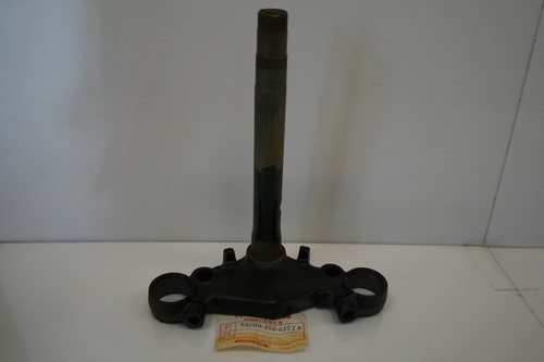 Lower fork plate - plate,