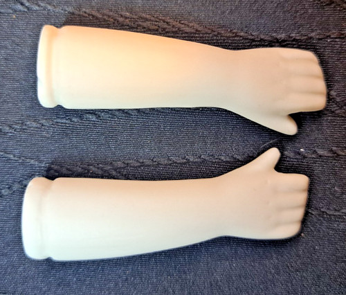 Vintage bisque doll - vintage, arms