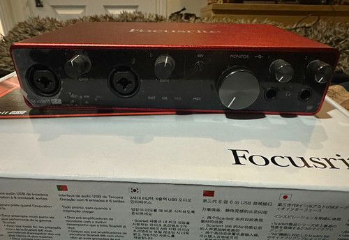 Focusrite scarlett 8i6 usb - scarlett,