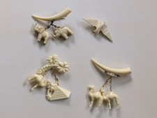 Set Of 4 Ivory Coloured Animal