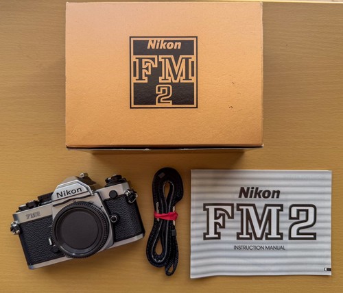 Nikon fm2n silver chrome boxed - silver,