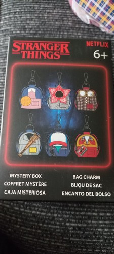 Stranger things loungefly mini - things,