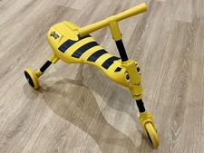 Scuttlebug Bumblebee Ride on Scooter - foldable - yellow/Black