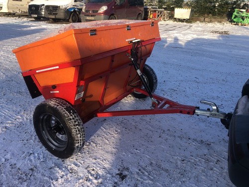 Grit sand salt spreader - grit,, for
