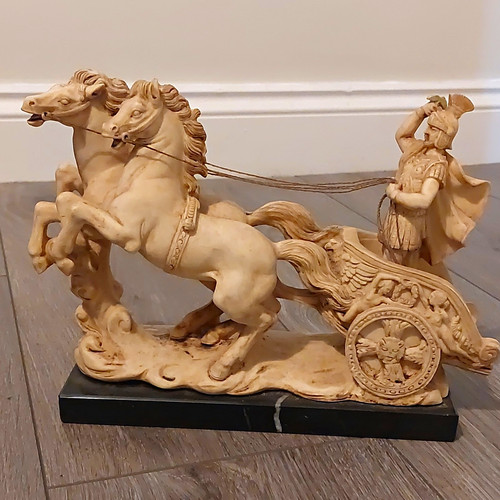 Ruggeri resin horse - g., chariot