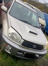 Toyota Rav 4 Breaking