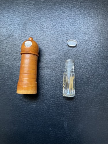Vintage treen lighthouse - vintage,