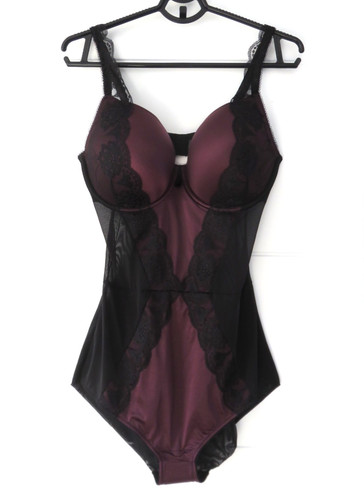 Ultimo wine black lace - wine,