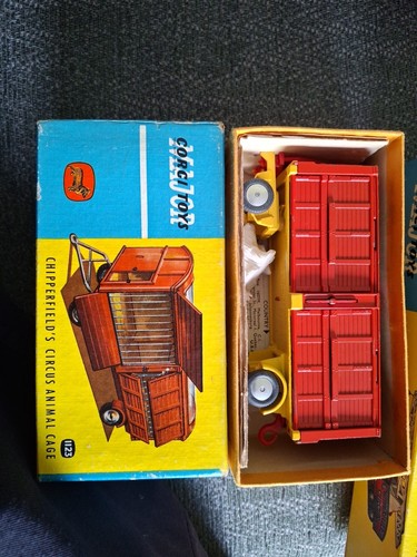 Corgi toys chipperfield - corgi, chipperfield's