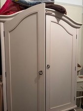 bedroom furniture used John
