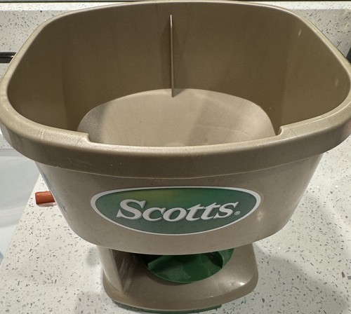 Scotts handheld spreader - scotts,